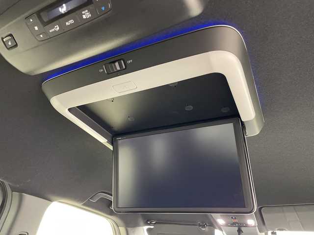 ホンダ ステップワゴン スパーダ eHEV プレミアムライン 群馬県 2023(令5)年 4.7万km クリスタルブラックパール 純正１４型後席モニター　純正１１型ナビ　全周囲カメラ　前後ドラレコ　ＥＴＣ　パワーバックドア　シートヒーター　パドルシフト　追従クルーズコントロール　両側電動スライドドア　ＬＥＤヘッドライト　禁煙車