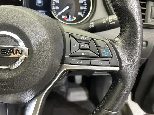 日産 エクストレイル 20Xi 愛媛県 2020(令2)年 3.2万km チタニウムカーキ 純正9インチナビ/(Bluetooth/フルセグ)/プロパイロット/インテリジェンスルームミラー/全周囲カメラ/フリップダウンモニター/電動リアゲート/全席シートヒーター/カプロンシート/三列シート/ドライブレコーダー/衝突被害軽減ブレーキ/コーナーセンサー/レーンキープアシスト/ステアリングスイッチ/ドアバイザー/オートホールド/ETC/スペアキー/保証書/取扱説明書