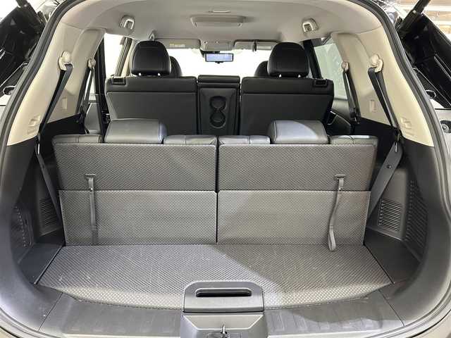 日産 エクストレイル 20Xi 愛媛県 2020(令2)年 3.2万km チタニウムカーキ 純正9インチナビ/(Bluetooth/フルセグ)/プロパイロット/インテリジェンスルームミラー/全周囲カメラ/フリップダウンモニター/電動リアゲート/全席シートヒーター/カプロンシート/三列シート/ドライブレコーダー/衝突被害軽減ブレーキ/コーナーセンサー/レーンキープアシスト/ステアリングスイッチ/ドアバイザー/オートホールド/ETC/スペアキー/保証書/取扱説明書