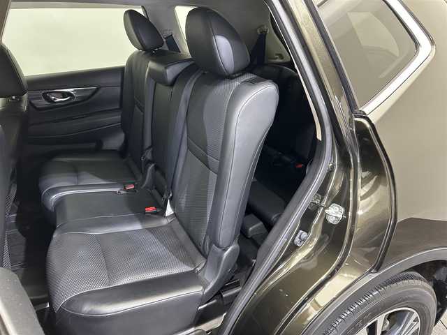 日産 エクストレイル 20Xi 愛媛県 2020(令2)年 3.2万km チタニウムカーキ 純正9インチナビ/(Bluetooth/フルセグ)/プロパイロット/インテリジェンスルームミラー/全周囲カメラ/フリップダウンモニター/電動リアゲート/全席シートヒーター/カプロンシート/三列シート/ドライブレコーダー/衝突被害軽減ブレーキ/コーナーセンサー/レーンキープアシスト/ステアリングスイッチ/ドアバイザー/オートホールド/ETC/スペアキー/保証書/取扱説明書