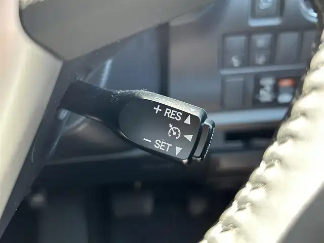 トヨタ ヴォクシー ZS 煌Ⅱ 鳥取県 2019(平31)年 4.4万km ホワイトパールクリスタルシャイン 社外10型ナビ/フルセグ/DVD/CD/BT/バックカメラ/ETC/前後ドライブレコーダー/トヨタセーフティセンス/クルーズコントロール/レーンキープアシスト/オートマチックハイビーム/両側パワースライドドア/LEDヘットライト/社外16インチアルミホイール/プッシュエンジンスタート/アイドリングストップ/スマートキー×2