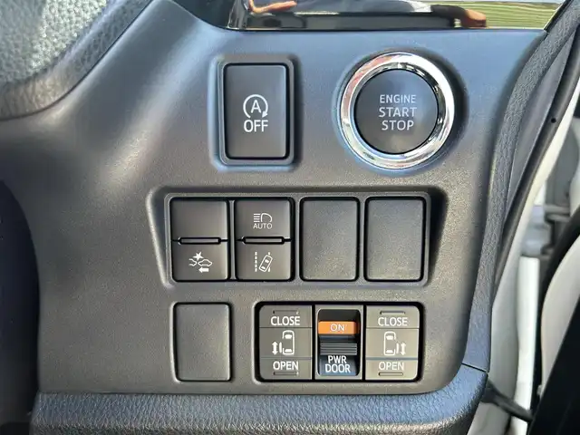 トヨタ ヴォクシー ZS 煌Ⅱ 鳥取県 2019(平31)年 4.4万km ホワイトパールクリスタルシャイン 社外10型ナビ/フルセグ/DVD/CD/BT/バックカメラ/ETC/前後ドライブレコーダー/トヨタセーフティセンス/クルーズコントロール/レーンキープアシスト/オートマチックハイビーム/両側パワースライドドア/LEDヘットライト/社外16インチアルミホイール/プッシュエンジンスタート/アイドリングストップ/スマートキー×2