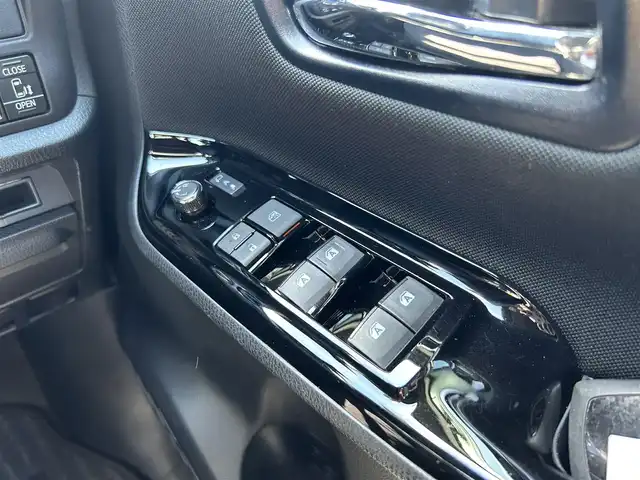 トヨタ ヴォクシー ZS 煌Ⅱ 鳥取県 2019(平31)年 4.4万km ホワイトパールクリスタルシャイン 社外10型ナビ/フルセグ/DVD/CD/BT/バックカメラ/ETC/前後ドライブレコーダー/トヨタセーフティセンス/クルーズコントロール/レーンキープアシスト/オートマチックハイビーム/両側パワースライドドア/LEDヘットライト/社外16インチアルミホイール/プッシュエンジンスタート/アイドリングストップ/スマートキー×2