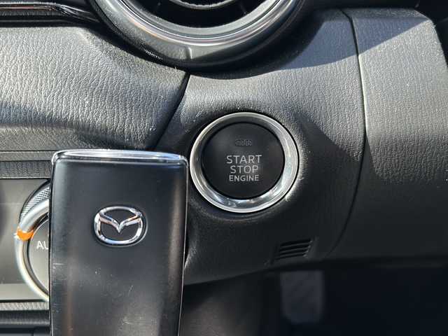 マツダ ロードスター S スペシャルパッケージ 岐阜県 2023(令5)年 3.9万km ソウルレッドクリスタルM 登録時走行距離：38763km/純正メーカーナビ/バックカメラ/フルセグテレビ・Bluetooth・DVD/BOSEサウンド/クルーズコントロール/ブラインドスポットモニター/ドライブレコーダー/スマートシティーブレーキ/コーナーセンサー/シートヒーター/LEDヘッドライト/オートライト/純正18インチアルミホイール/プッシュスタート/スマートキー/純正フロアマット