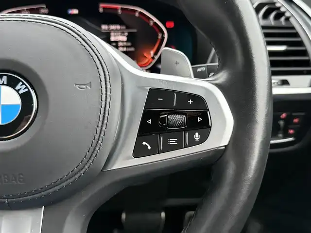 ＢＭＷ ＢＭＷ Ｘ３ xDrive20d Mスポーツ 静岡県 2020(令2)年 3.5万km アルピンホワイトⅢ セレクトパッケージ/・電動パノラマガラスサンルーフ/・リヤサイドウインドーローラーブラインド/・harman/kardonサラウンドサウンドシステム/BMWヘッドアップディスプレイ/BSM/ハーフレザーシート/電動リアゲート/iDrive/(BT/ScreenMirroring/フルセグ)/ドライビングアシストプラス/・ACC/・ステアリング&レーンコントロールアシスト/・レーンディパーチャーウォーニング/・レーンチェンジウォーニング/・アクティブサイドコリジョンプロテクション/・前車接近警告機能/・衝突回避・被害軽減ブレーキ/・事故回避アシスト/・後車衝突警告機能/・クロストラフィックウォーニング/パーキングアシストプラス/・PDC/・パーキングアシスト/・トップビュー/・サイドビュー・カメラ/・リヤビューカメラ/インテリジェントセーフティ/メモリー付パワーシート/シートヒーター/ETC/ドライブレコーダー/保証書/取説/スペアキー