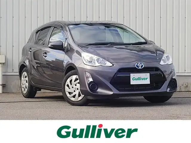 トヨタ アクア S 山形県 2016(平28)年 6.4万km グレーメタリック 衝突被害軽減システム/純正SDナビ/　　【CD DVD BT フルセグ MSV】/バックカメラ/オートライト/アイドリングストップ/ステアリングスイッチ/電動格納ウィンカーミラー/純正フロアマット/ドアバイザ―/スマートキー/ETC