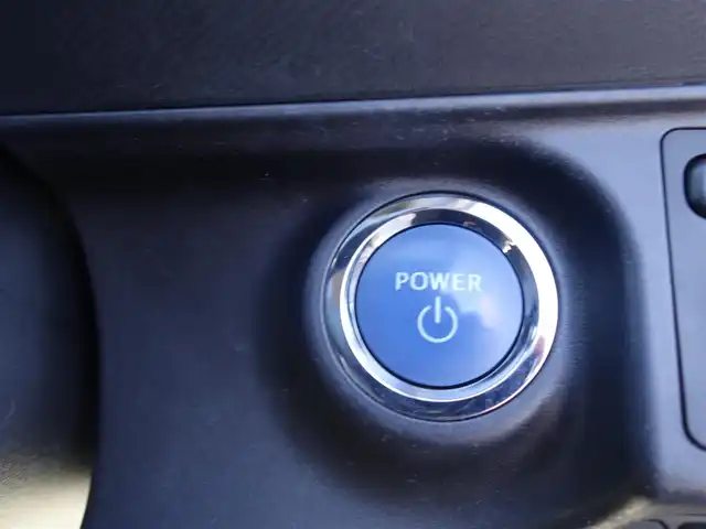 トヨタ アクア S 山形県 2016(平28)年 6.4万km グレーメタリック 衝突被害軽減システム/純正SDナビ/　　【CD DVD BT フルセグ MSV】/バックカメラ/オートライト/アイドリングストップ/ステアリングスイッチ/電動格納ウィンカーミラー/純正フロアマット/ドアバイザ―/スマートキー/ETC