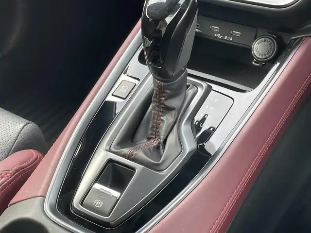スバル レヴォーグ 1．8STIスポーツ EX 東京都 2020(令2)年 2万km クリスタルホワイトP STiスタイルパッケージ/STiマフラー/STiルーフエンドスポイラー/ＳＴＩフレキシブルタワーバー/カーゴステップ/デジタルインナーミラー/アイサイトX/純正11インチナビ/フルセグTV/Bluetooth/全周囲カメラ/パワーメモリーシート/パワーバックドア/純正ドライブレコーダー/シートヒーター/フロントグリル〔ディーラーOP〕/LEDヘッドライト/BSM/追従式クルーズコントロール/プッシュスタート/スマートキー