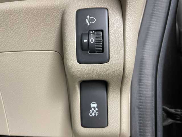 ホンダ Ｎ ＢＯＸ G Lパッケージ 道央・札幌 2013(平25)年 14.8万km プレミアムブロンズパール ・4WD/・社外SDナビ/・フルセグTV/BT/CB/DVD）/・片側パワースライドドア/・横滑り防止機能/・ミラーヒーター/・