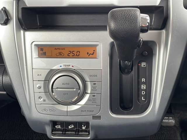 スズキ ハスラー G 道央・札幌 2014(平26)年 13.9万km フェニックスレッドパール/ブルーイッシュブラックパール ４WD/レーダーブレーキサポート/純正ナビ/バックカメラ/ETC/シートヒーター/アイドリングストップ/プッシュスタート/社外アルミ冬タイヤ積込/保証書・取説/スペアキー