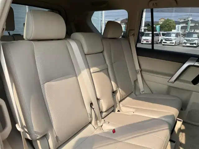 トヨタ ランドクルーザー プラド TX Lパッケージ 福岡県 2018(平30)年 9.2万km レッドマイカメタリック トヨタセーフティセンス/横滑り防止/盗難防止/コーナーセンサー/ドラレコ/パーキングアシスト/バックカメラ/エアバッグ/カーテンエアバッグ/SDナビ/BT/フルセグTV/SDサーバー/純正アルミホイール/純正フロアマット/プッシュスタート/スマートキー/オートライト/オートハイビーム/４WD/LEDヘッド/サンルーフ/電動格納サードシート/エアシート/シートヒーター