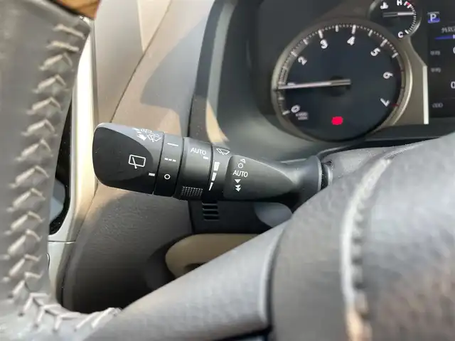 トヨタ ランドクルーザー プラド TX Lパッケージ 福岡県 2018(平30)年 9.2万km レッドマイカメタリック トヨタセーフティセンス/横滑り防止/盗難防止/コーナーセンサー/ドラレコ/パーキングアシスト/バックカメラ/エアバッグ/カーテンエアバッグ/SDナビ/BT/フルセグTV/SDサーバー/純正アルミホイール/純正フロアマット/プッシュスタート/スマートキー/オートライト/オートハイビーム/４WD/LEDヘッド/サンルーフ/電動格納サードシート/エアシート/シートヒーター