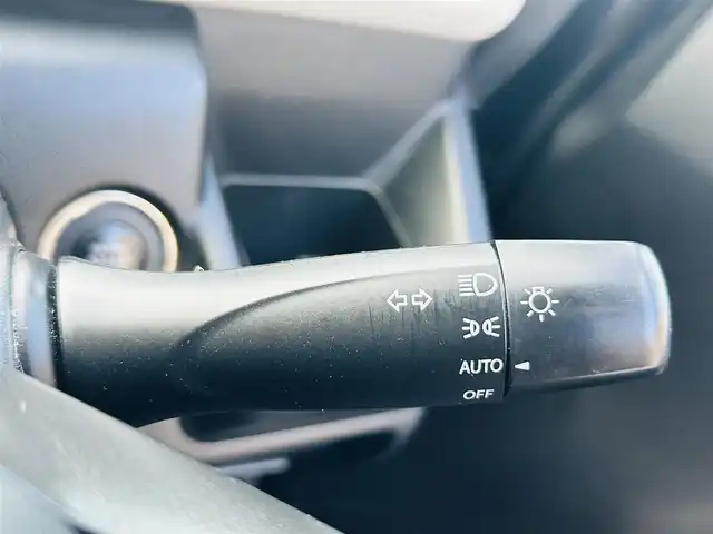 スズキ ワゴンＲ HYBRID FX 岡山県 2019(平31)年 7.3万km ブルーイッシュブラックパール3 (株)IDOMが運営する【じしゃロン岡山店】の自社ローン専用車両になります。こちらは現金またはオートローンご利用時の価格です。自社ローンご希望の方は別途その旨お申付け下さい/・社外ナビゲーション/・Ｂｌｕｅｔｏｏｔｈ/・フルセグ/・オートライト/・セーフティＰＫＧ