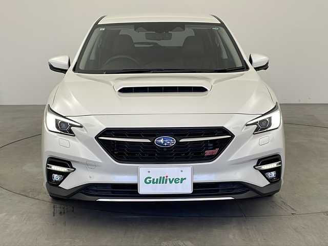 スバル レヴォーグ 1．8STIスポーツ EX 兵庫県 2020(令2)年 2.5万km クリスタルホワイトP ・純正12.3インチナビ/TV/BT/Apple carplay/android Auto/・ビルトインETC/・純正ドライブレコーダー/・レザーシート/・前席パワーシート/・全席シートヒーター/・スマートキー/・純正18インチアルミホイール/・LEDヘッドライト/・パワーバックドア/・アイサイトX/・プリクラッシュブレーキ/・AT誤発進後進抑制制御/・全車速追従機能付クルーズコントロール/・低速クルーズコントロール/・車線逸脱抑制/・車線逸脱警報/・ふらつき警報/・先行車発進お知らせ機能/・青信号お知らせ機能/・アイサイトセイフティプラス/・スバルリヤビークルディテクション（後側方警戒支援システム）/・エマージェンシーレーンキープアシスト/・アレイ式アダプティブドライビングビーム/・デジタルマルチビューモニター（フロント/サイド/リヤ/トップ/3D/・前側方警戒アシスト/・スマートリアビューミラー/・渋滞時ハンズオフアシスト/・渋滞時発進アシスト/・アクティブレーンチェンジアシスト/・カーブ前速度制御/・料金所前速度制御/・ドライバー異常時対応システム