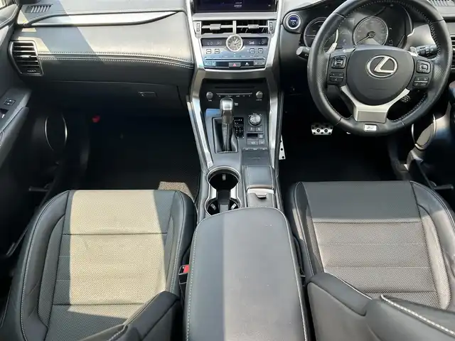 レクサス ＮＸ 300h Fスポーツ 岡山県 2018(平30)年 9.2万km ホワイトノーヴァガラスフレーク 登録時走行距離91892km/純正10.3インチナビ/フルセグTV/(AM.FM.TV.CD.DVD.BT)/サンルーフ/マークレビンソン/バックカメラ/ETC2.0/レーダークルーズコントロール/レーンキープアシスト/電動リアゲート/シートヒーター/エアシート/クリアランスソナー/衝突軽減/MTモード付AT/純正フロアマット/18インチ純正AW