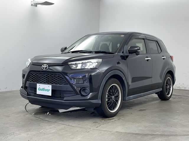 トヨタ ライズ G 兵庫県 2021(令3)年 3万km ブラックマイカメタリック ・スマートアシスト/・衝突回避支援ブレーキ/・車線逸脱警報機能/・車線逸脱抑制制御機能/・ブレーキ制御付き誤発進抑制機能/・先行車発進お知らせ機能/・オートハイビーム/・コーナーセンサー/・標識認識機能/・LEDヘッドライト/・オートライト/・キーフリーシステム/・ナビレディパッケージ/・バックカメラ/・ステアリングスイッチ/・純正7インチSDナビ（NSZT-W68T）/・CD/DVD/SD/BT/フルセグTV/・ビルトインETC/・ドライブレコーダー/・社外17インチアルミホイール/・純正フロアマット/・カーテンエアバック