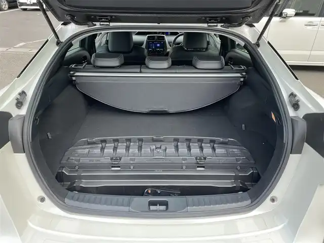 トヨタ プリウス ＰＨＶ S GRスポーツ 東京都 2019(令1)年 4.2万km ホワイトパールクリスタルシャイン 9インチナビ  /ハーフレザー/ ETC  /ドラレコ レーダークルーズ　/追従クルコン /フルセグTV /フロアマット純正/ LEDヘッドライト/ コーナーセンサー /車外カメラ（バック）/ カーテンエアバック