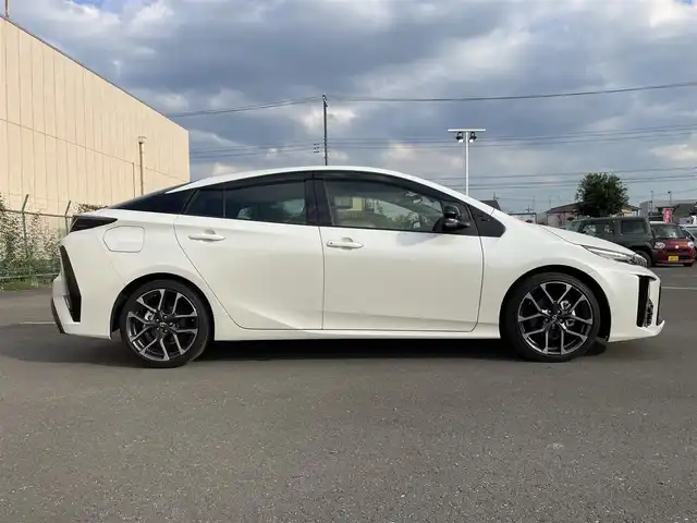 トヨタ プリウス ＰＨＶ S GRスポーツ 東京都 2019(令1)年 4.2万km ホワイトパールクリスタルシャイン 9インチナビ  /ハーフレザー/ ETC  /ドラレコ レーダークルーズ　/追従クルコン /フルセグTV /フロアマット純正/ LEDヘッドライト/ コーナーセンサー /車外カメラ（バック）/ カーテンエアバック