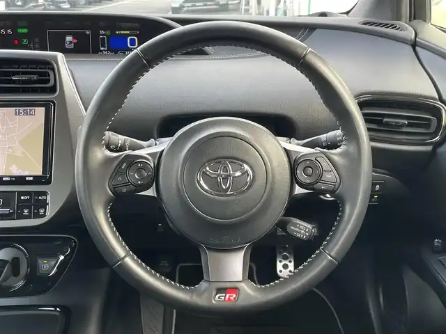 トヨタ プリウス ＰＨＶ S GRスポーツ 東京都 2019(令1)年 4.2万km ホワイトパールクリスタルシャイン 9インチナビ  /ハーフレザー/ ETC  /ドラレコ レーダークルーズ　/追従クルコン /フルセグTV /フロアマット純正/ LEDヘッドライト/ コーナーセンサー /車外カメラ（バック）/ カーテンエアバック