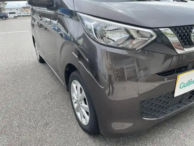 日産 デイズ X 石川県 2021(令3)年 3.5万km アッシュブラウンM エマージェンシーブレーキ/純正9型ナビ/フルセグTV/アラウンドビューモニター/ベンチシート/ETC/純正アルミホイール/インテリキー/プッシュスタート/保証書