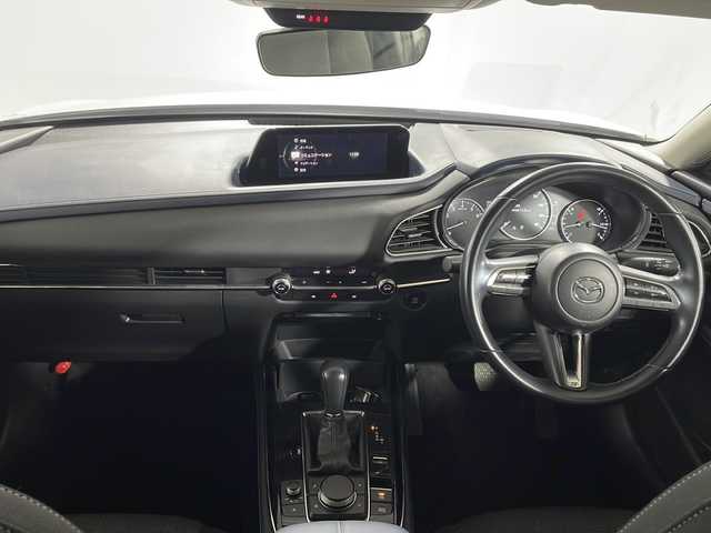 マツダ ＣＸ－３０ 20S 広島県 2021(令3)年 4.9万km スノーフレイクホワイトパールマイカ 純正８．８型ナビ　/３６０°ビューモニター　/レーダークルーズコントロール　/フルセグ　/オートハイビーム　　/レーンキープアシスト　/衝突軽減ブレーキ　/コーナーセンサー　/LEDヘッドランプ　/フォグランプ　/ETC/純正16インチアルミホイール(215/65/R16)/エアバック（運転席/助手席/サイド）