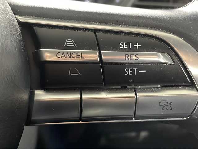 マツダ ＣＸ－３０ 20S 広島県 2021(令3)年 4.9万km スノーフレイクホワイトパールマイカ 純正８．８型ナビ　/３６０°ビューモニター　/レーダークルーズコントロール　/フルセグ　/オートハイビーム　　/レーンキープアシスト　/衝突軽減ブレーキ　/コーナーセンサー　/LEDヘッドランプ　/フォグランプ　/ETC/純正16インチアルミホイール(215/65/R16)/エアバック（運転席/助手席/サイド）