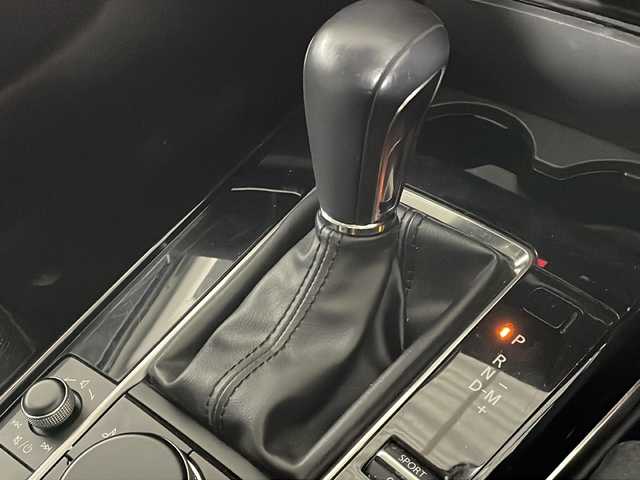 マツダ ＣＸ－３０ 20S 広島県 2021(令3)年 4.9万km スノーフレイクホワイトパールマイカ 純正８．８型ナビ　/３６０°ビューモニター　/レーダークルーズコントロール　/フルセグ　/オートハイビーム　　/レーンキープアシスト　/衝突軽減ブレーキ　/コーナーセンサー　/LEDヘッドランプ　/フォグランプ　/ETC/純正16インチアルミホイール(215/65/R16)/エアバック（運転席/助手席/サイド）