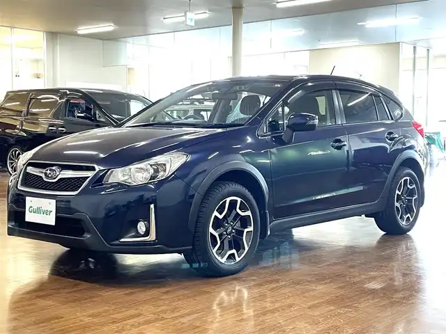 スバル インプレッサ ＸＶ 2．0i－L アイサイト 道央・札幌 2016(平28)年 7.4万km ダークブルーパール 4WD/ワンオーナー/純正メモリナビ/・フルセグTV/CD/DVD/BT/SD/USB/バックカメラ/アイサイトVer.3/・プリクラッシュブレーキ/・前後プリクラッシュブレーキアシスト/・AT前後誤発進抑制制御/・後退速度リミッター/・ツーリングアシスト/・アクティブレーンキープ/・先行車発進お知らせ/・車間距離警報/・車線逸脱警報/・ふらつき警報/横滑り防止装置/全車速追従機能付クルーズコントロール/プッシュスタート/スマートキー/スペアキー/ETC/パドルシフト/純正フロアマット/ドアバイザー/ウインカーミラー/オートライト/LEDヘッドライト/前後フォグライト/前席パワーシート/社外17インチAW付スタッドレスセット積込み/　225/55R17　 2016年製4mm/新車時保証書/取扱説明書/ナビ取扱説明書