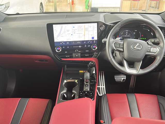 レクサス ＮＸ 350h Fスポーツ 京都府 2024(令6)年 1.4万km グラファイトブラックガラスフレーク ワンオーナー /パノラマルーフ /本革シート/メモリーパワーシート/シートヒーター/エアシート/ステアリングヒーター /レクサスセーフティセンス /全方位カメラ/オレンジキャリパー /禁煙 /BSM /HUD /3眼LEDヘッドライト/オートライト/オートマチックハイビーム  /置くだけ充電 /ディスプレイオーディオナビ/Bluetooth/Miracast/USB/純正ドライブレコーダー/クルコン追従有/レーンキープアシスト/パーキングアシスト/パドルシフト