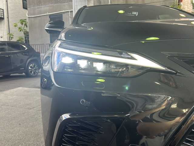 レクサス ＮＸ 350h Fスポーツ 京都府 2024(令6)年 1.4万km グラファイトブラックガラスフレーク ワンオーナー /パノラマルーフ /本革シート/メモリーパワーシート/シートヒーター/エアシート/ステアリングヒーター /レクサスセーフティセンス /全方位カメラ/オレンジキャリパー /禁煙 /BSM /HUD /3眼LEDヘッドライト/オートライト/オートマチックハイビーム  /置くだけ充電 /ディスプレイオーディオナビ/Bluetooth/Miracast/USB/純正ドライブレコーダー/クルコン追従有/レーンキープアシスト/パーキングアシスト/パドルシフト