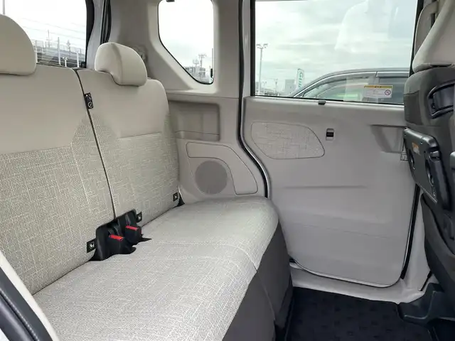 日産 ルークス X 石川県 2022(令4)年 5.5万km ホワイトパール 純正メモリーナビ/純正CD/フルセグTV/アラウンドビューモニター/インテリキー/プッシュスタート/電動ミラー/ベンチシート/エマージェンシーブレーキ/アイドリングストップ/オートエアコン