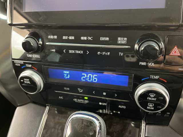 トヨタ アルファード S Cパッケージ 富山県 2017(平29)年 6.9万km ブラック メーカーオプションナビ/フルセグ/DVD/Bluetooth/全方位カメラ/ETC/両側電動スライドドア/パワーバックドア/ステアリングヒーター/プリクラッシュセーフティ/前後コーナーセンサー/レーダークルーズコントロール/プッシュスタート/スマートキー/スペアキー/オートライト/純正18インチアルミ