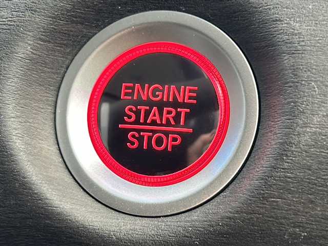 ホンダ フリード G ブラックスタイル 岐阜県 2022(令4)年 3.3万km プラチナホワイトパール 純正ナビ　/フルセグＴＶ　/追従型クルーズコントロール　/シートヒーター　/両側スライドドアパワー　/パワーステアリング　/パワーウィンドウ　/レーンキープアシスト　/電格ミラー　/衝突軽減ブレーキ/横滑り防止装置