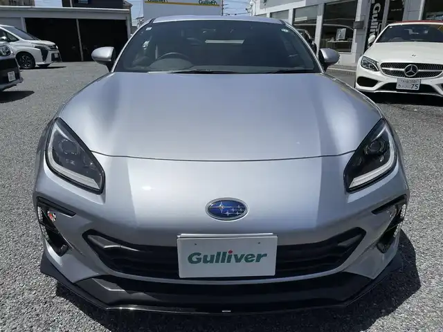 スバル ＢＲＺ 埼玉県 2021(令3)年 0.1万km アイスシルバーメタリック ワンオーナー/純正ＳＤナビ＆フルセグＴＶ/（ＤＶＤ＆ＣＤ＆ＭＳＶ＆ＵＳＢ＆ＢＴ）/バックカメラ/ＥＴＣ/ドライブレコーダー/Ｅｙｅ　Ｓｉｇｈｔ/・プリクラッシュブレーキ/・全車速追従機能付クルーズコントロール/・誤発進抑制制御/・誤後進抑制制御/・車線逸脱警報/・ふらつき警報/・後退時ブレーキアシスト/・後側方警報支援システム/・ステアリング連動ヘッドランプ/・ハイビームアシスト/革巻きステアリング/ステアリングリモコン/パドルシフト/ＳＴｉエアロ/純正１７inアルミホイール/オートライト/ＬＥＤライト/電動格納ミラー/スマートキー/プッシュスタート/Ｗ＆サイドエアバッグ/横滑り防止機能/ＡＢＳ/フロアマット/新車保証書/取扱説明書（車両＆ナビ）/スマートスペアキー有
