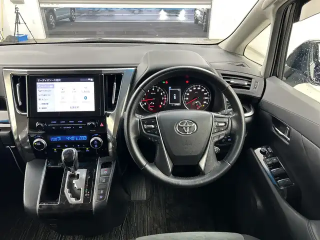 トヨタ アルファード S 三重県 2022(令4)年 2.8万km ブラック /禁煙車//純正９型ディスプレイオーディオ　/CD・DVD・BT・USB・スマホ連動//ナビ機能付き//両側パワースライドドア　//フルセグＴＶ　//前後ドライブレコーダー　//クリアランスソナー　//レーダークルーズコントロール　//ＬＥＤライト　//バックカメラ　//フォグライト　//ＥＴＣ　//取扱説明書//保証書//スペアキー