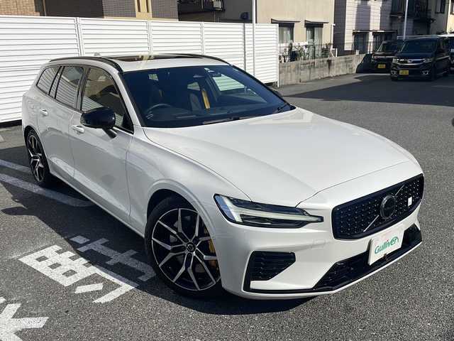 ボルボ Ｖ６０ リチャージ ポールスターエンジニアード 広島県 2022(令4)年 1万km パール /登録時走行距離/　　　　　　　9309キロ/ワンオーナー/ターボ/4WD/パノラマルーフ/純正ナビ/全方位モニター/地デジ/ハーフレザーシート/シートヒーター/クルーズコントロール/パワーバックドア/Bowers＆Wilkins/スペアキー×１/ETC/新車時整備手帳/　　【保証書】/取扱説明書/