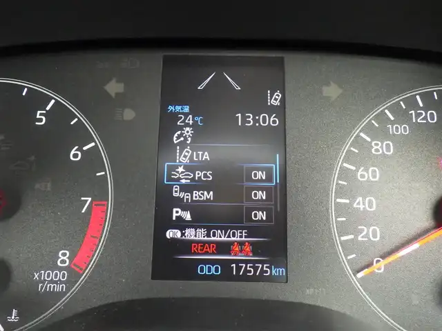 トヨタ ＧＲヤリス RZ ハイパフォーマンス 千葉県 2022(令4)年 1.8万km プラチナホワイトパールマイカ Toyota Safety Sense/・プリクラッシュセーフティ/・レーンディパーチャーアラート/・オートハイビーム/・レーダークルーズコントロール/・ブラインドスポットモニター/・RCTA（リヤクロストラフィックアラート）/ハーフレザーシート/前席シートヒーター/純正コネクティッドナビ/地デジTV/【Bluetooth接続】/バックカメラ/ドライブレコーダー（前後撮影）【DC-DR652】/革巻きステアリング/ステアリングヒーター/ステアリングスイッチ/ETC（2.0）/LEDヘッドライト/ウインカーミラー/クリアランスソナー/純正18インチアルミホイル/サイド/カーテンエアバッグ/スマートキー