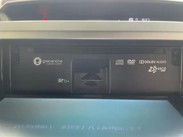 ダイハツ ウェイク L SA 沖縄県 2015(平27)年 5.2万km ブルーメタリック (株)IDOMが運営する【じしゃロンコザ店】の自社ローン専用車両になりますこちらは現金またはオートローンご利用時の価格です。自社ローンご希望の方は別途その旨お申付け下さい/・社外ナビ/・Bluetooth接続/・TV/・DVD再生/・片側パワースライドドア/・スマートキー/・プッシュスタート/・ETC/・純正フロアマット/・オートライト
