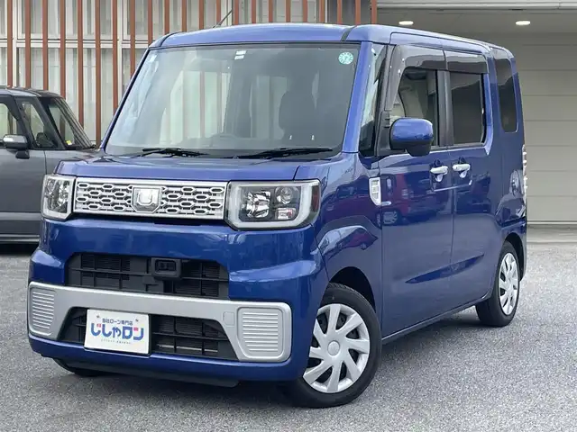 ダイハツ ウェイク L SA 沖縄県 2015(平27)年 5.2万km ブルーメタリック (株)IDOMが運営する【じしゃロンコザ店】の自社ローン専用車両になりますこちらは現金またはオートローンご利用時の価格です。自社ローンご希望の方は別途その旨お申付け下さい/・社外ナビ/・Bluetooth接続/・TV/・DVD再生/・片側パワースライドドア/・スマートキー/・プッシュスタート/・ETC/・純正フロアマット/・オートライト