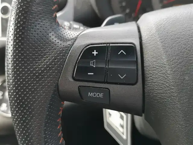 トヨタ ヴァンガード 240S Sパック アルカンターラ 茨城県 2013(平25)年 15.4万km ブラック 純正ナビ/【AM・FM・Apps・DISC・HDD・USB・BT・TV・SD】/パドルシフト/クルコン/ETC/Bカメラ/ダウンヒルアシストコントロール/オートライト/キセノンライト/ステリモ/純正フロアマット/純正アルミホイール
