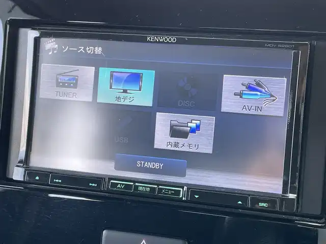 スズキ ワゴンＲ スティングレー HYBRID X 佐賀県 2020(令2)年 2.5万km ピュアホワイトP 社外メモリーナビゲーション/・フルセグTV/CD/DVD/SD/USB/前後ドライブレコーダー/ETC/DN席シートヒーター/ISOFIX対応/革巻きステアリング/ステアリングリモコン/純正14インチアルミホイール/純正LEDヘッドライト/・オートマチックハイビーム/純正LEDフォグランプ/ドアバイザ―/デュアルセンサーブレーキサポート/車線逸脱警報機能/パーキングセンサー/横滑り防止装置