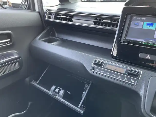 スズキ ワゴンＲ スティングレー HYBRID X 佐賀県 2020(令2)年 2.5万km ピュアホワイトP 社外メモリーナビゲーション/・フルセグTV/CD/DVD/SD/USB/前後ドライブレコーダー/ETC/DN席シートヒーター/ISOFIX対応/革巻きステアリング/ステアリングリモコン/純正14インチアルミホイール/純正LEDヘッドライト/・オートマチックハイビーム/純正LEDフォグランプ/ドアバイザ―/デュアルセンサーブレーキサポート/車線逸脱警報機能/パーキングセンサー/横滑り防止装置