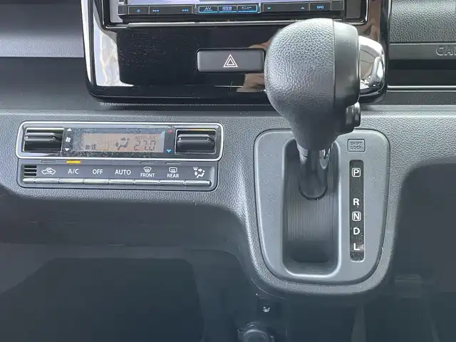 スズキ ワゴンＲ スティングレー HYBRID X 佐賀県 2020(令2)年 2.5万km ピュアホワイトP 社外メモリーナビゲーション/・フルセグTV/CD/DVD/SD/USB/前後ドライブレコーダー/ETC/DN席シートヒーター/ISOFIX対応/革巻きステアリング/ステアリングリモコン/純正14インチアルミホイール/純正LEDヘッドライト/・オートマチックハイビーム/純正LEDフォグランプ/ドアバイザ―/デュアルセンサーブレーキサポート/車線逸脱警報機能/パーキングセンサー/横滑り防止装置