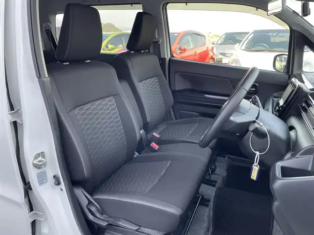 スズキ ワゴンＲ スティングレー HYBRID X 佐賀県 2020(令2)年 2.5万km ピュアホワイトP 社外メモリーナビゲーション/・フルセグTV/CD/DVD/SD/USB/前後ドライブレコーダー/ETC/DN席シートヒーター/ISOFIX対応/革巻きステアリング/ステアリングリモコン/純正14インチアルミホイール/純正LEDヘッドライト/・オートマチックハイビーム/純正LEDフォグランプ/ドアバイザ―/デュアルセンサーブレーキサポート/車線逸脱警報機能/パーキングセンサー/横滑り防止装置