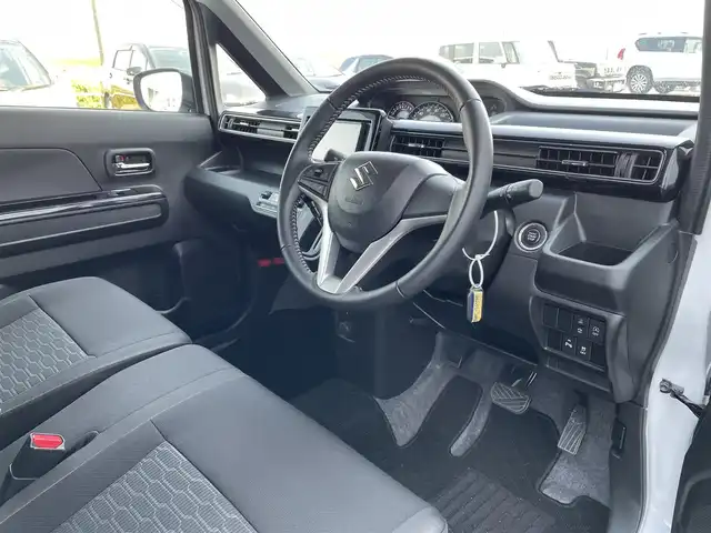 スズキ ワゴンＲ スティングレー HYBRID X 佐賀県 2020(令2)年 2.5万km ピュアホワイトP 社外メモリーナビゲーション/・フルセグTV/CD/DVD/SD/USB/前後ドライブレコーダー/ETC/DN席シートヒーター/ISOFIX対応/革巻きステアリング/ステアリングリモコン/純正14インチアルミホイール/純正LEDヘッドライト/・オートマチックハイビーム/純正LEDフォグランプ/ドアバイザ―/デュアルセンサーブレーキサポート/車線逸脱警報機能/パーキングセンサー/横滑り防止装置