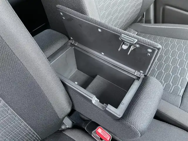 スズキ ワゴンＲ スティングレー HYBRID X 佐賀県 2020(令2)年 2.5万km ピュアホワイトP 社外メモリーナビゲーション/・フルセグTV/CD/DVD/SD/USB/前後ドライブレコーダー/ETC/DN席シートヒーター/ISOFIX対応/革巻きステアリング/ステアリングリモコン/純正14インチアルミホイール/純正LEDヘッドライト/・オートマチックハイビーム/純正LEDフォグランプ/ドアバイザ―/デュアルセンサーブレーキサポート/車線逸脱警報機能/パーキングセンサー/横滑り防止装置