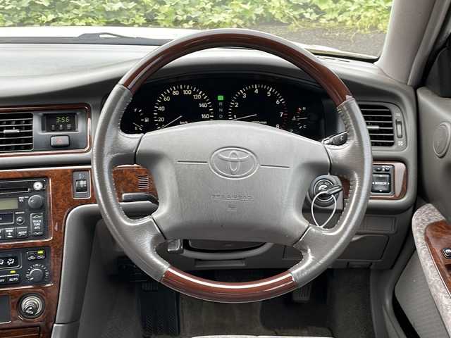 トヨタ チェイサー アバンテ Four ロードリー 岐阜県 2001(平13)年 11.9万km ホワイトパールマイカ 4WD/CDオーディオ/ETC/運転席パワーシート/リモコンキー /キセノンヘッドライト/オートライト/フォグランプ/社外17インチアルミホイール