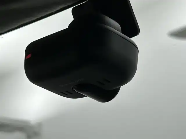 スズキ ハスラー Jスタイル 熊本県 2021(令3)年 5万km クールカーキパールメタリック/ホワイト2トーンルーフ 純正ナビCN-RZ765W（ＣＤ・ＤＶＤ・フルセグ・ＢＴ・ＵＳＢ）/全周囲カメラ　/社外前方ドライブレコーダー　/後ろのみコーナーセンサー　/スズキセーフティサポート/・衝突軽減ブレーキ/・標識認識システム/・レーンキープアシスト/・ハイビームアシスト/・先行車発進お知らせ機能/・誤発進制御機能/横滑り防止/アイドリングストップ/前席シートヒーター/ルーフレール/純正フロアマット/純正１５インチAW/オートライト/LEDヘッドライト/フォグライト/スマートキー/プッシュスタート/スペアキー1本