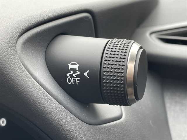 レクサス ＵＸ 250h バージョンL 愛知県 2020(令2)年 3.7万km マーキュリーグレーマイカ 純正ナビ/　（AM/FM/CD/DVD/BT）/フルセグTV/全方位カメラ/Lexus Safety System＋/・プリクラッシュセーフティ/・レーントレーシングアシスト（LTA）/・ロードサインアシスト（RSA）/ビルトインETC/レーダークルーズコントロール/D/N席シートヒーター/D/N席シートクーラー/ハンドルヒーター/ハンズフリーパワーバックドア/LEDヘッドライト/充電用USB/タイプC/スマートキー/純正フロアマット/純正アルミホイール