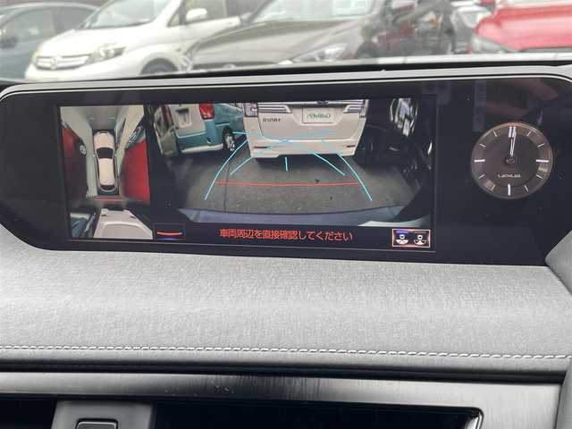 レクサス ＵＸ 250h バージョンL 愛知県 2020(令2)年 3.7万km マーキュリーグレーマイカ 純正ナビ/　（AM/FM/CD/DVD/BT）/フルセグTV/全方位カメラ/Lexus Safety System＋/・プリクラッシュセーフティ/・レーントレーシングアシスト（LTA）/・ロードサインアシスト（RSA）/ビルトインETC/レーダークルーズコントロール/D/N席シートヒーター/D/N席シートクーラー/ハンドルヒーター/ハンズフリーパワーバックドア/LEDヘッドライト/充電用USB/タイプC/スマートキー/純正フロアマット/純正アルミホイール